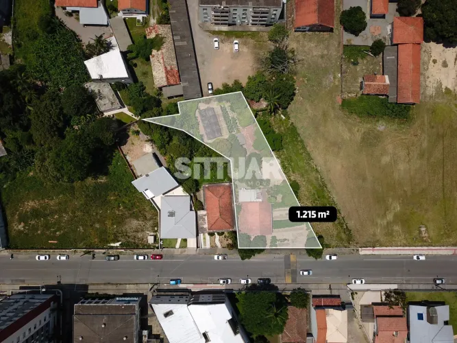 Terreno à Venda na Avenida Expedicionário José Pedro Coelho, Bairro Dehon, Tubarão/SC