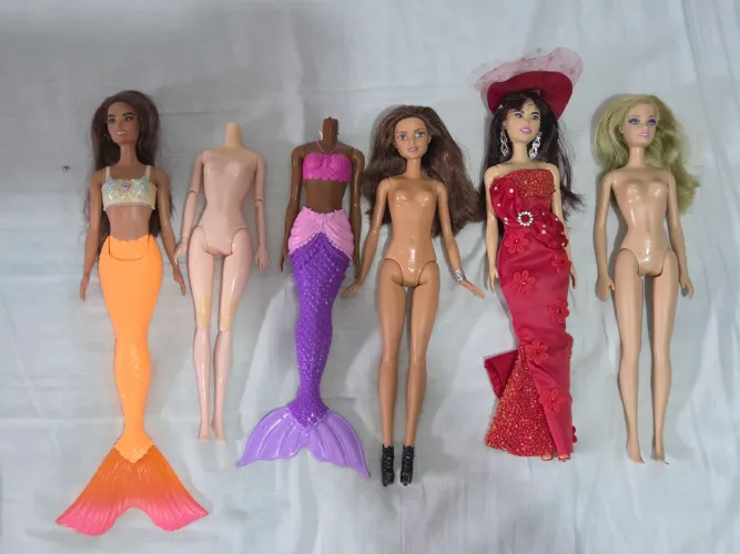 Lote de barbies