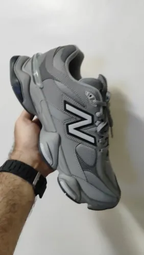 Tênis New Balance 9060 original 43