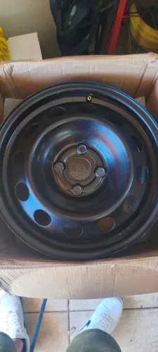 Jogo de rodas aro 15. 4x100 Toyota yaris