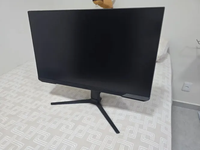 Monitor Samsung Odissey G32 DEFEITO