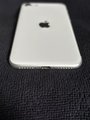 IPHONE SE 2020