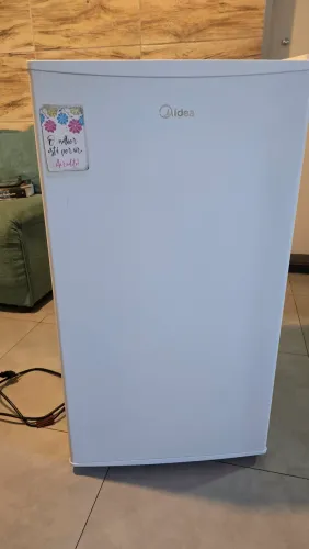 Frigobar Midea 93L