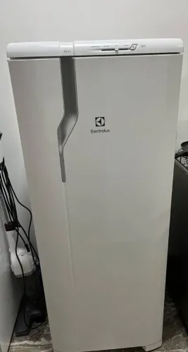 Geladeira Electrolux RE31
