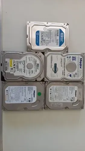 Lote Sucata de 12 HDs 3.5" (Para Peças, Placas Lógicas e Recuperação)