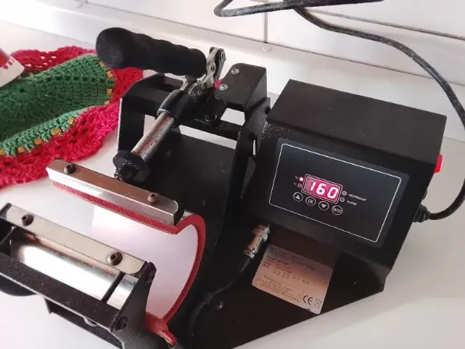 Prensa térmica para canecas 220/240v - Leia o anúncio
