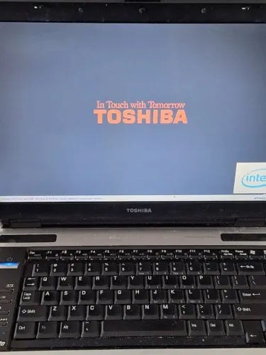 Notebook Toshiba Satellite A135-S4487 Usado 