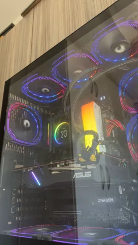 PC Gamer Ryzen 7 5700X3D, RX 5700 8GB, 32GB RAM, X570S, Water Cooler Corsair