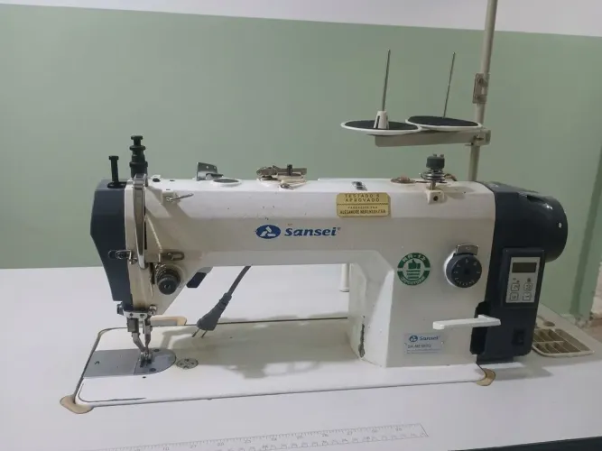 Maquina de costura industrial reta Sansei Transporte Duplo 