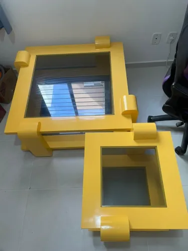 Mesa de centro espelhada