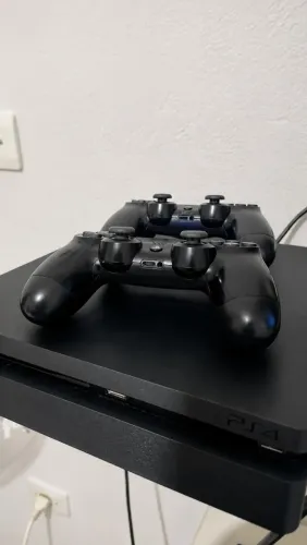 Ps4 slim 1 tera