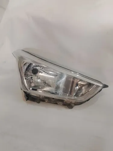 Farol Hyundai Creta direito 2016/2023 sem detalhes original