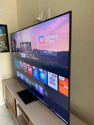 Smart tv 55 4k Netflix YouTube Amazon wi-fi Disney