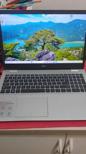 Notebook Dell Inspirion 5593 - i7 1065G7 - 10a Geração (SEMINOVO)