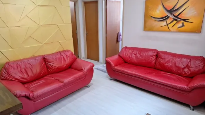 VENDO SOFÁS 2 e 3 LUGARES...!!!