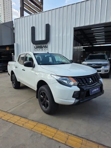 Mitsubishi L200 Triton Sport GLS 2.4 CD Diesel Aut. 2022
