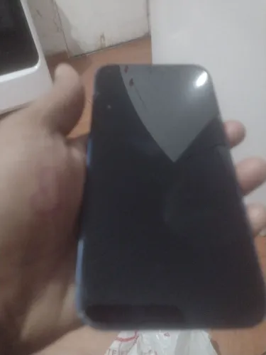 Vende-se iPhone 12 para retirada de peças