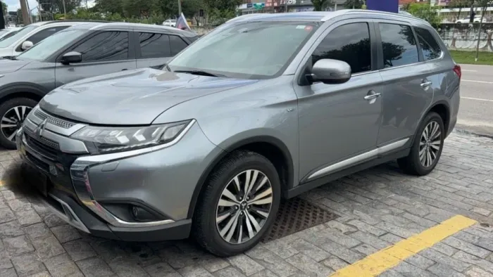 Mitsubishi Outlander HPE-S 3.0 V6 4X4 5P Aut. 2022