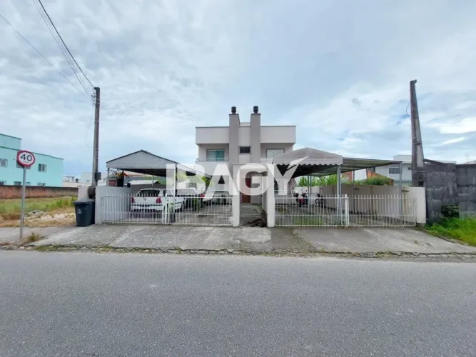 Excelente Apartamento 2 dormitório(s) em Aririú - Palhoça