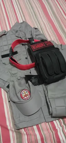 Uniforme de bombeiro civil completo 