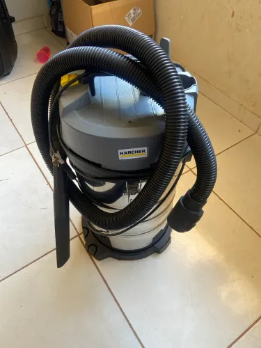 Aspirador de pó e água KARCHER NT3000
