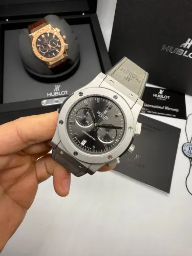 Relógio Hublot 42mm Pulseira de couro 