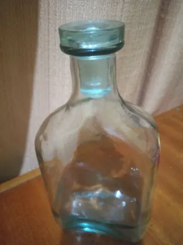 GARRAFA DE VIDRO (LINDA DECORAÇÃO)