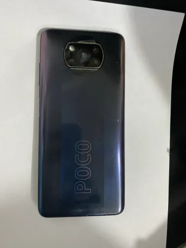 Poco X3 PRO para peças/ defeito em uma pecinha que fica na placa eletrônica