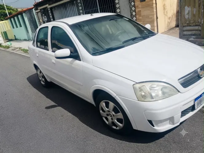 Chevrolet Corsa Sed. Premium 1.4 8V Econoflex 4P 2011