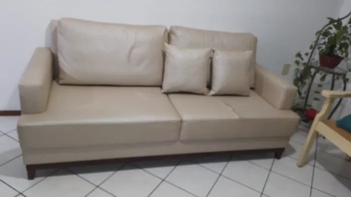 Sofá de couro