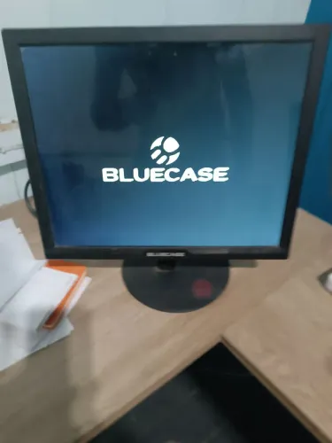 Monitor Bluecase 17'