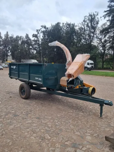 Carreta c/ picadeira