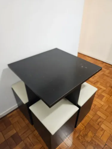 Mesa quadrada