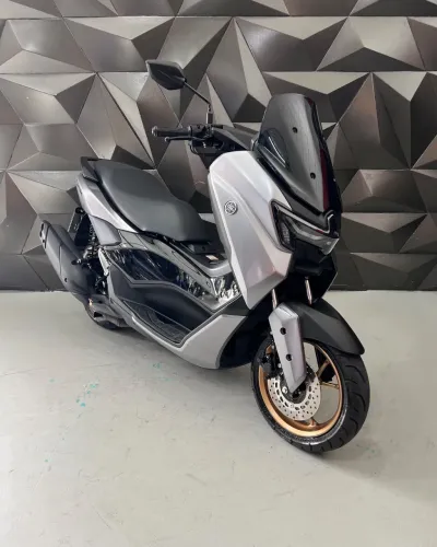 NMAX Connected 160 ABS