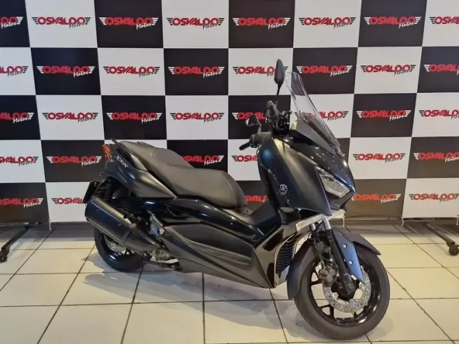 YAMAHA XMAX 2022
