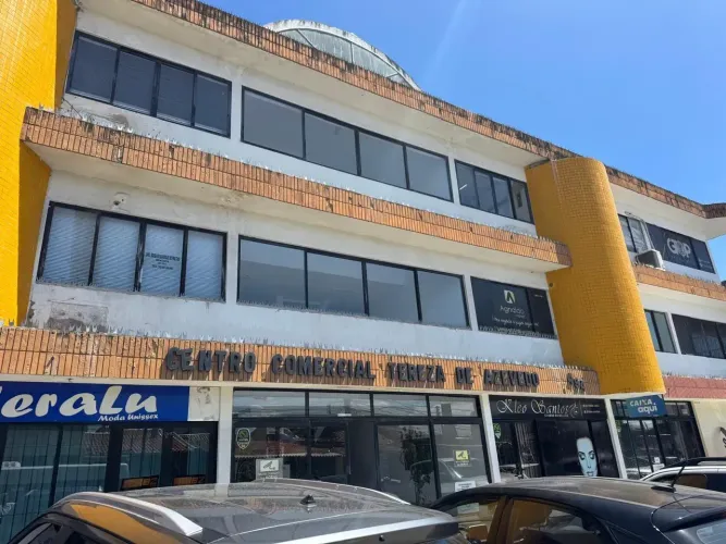 Imóvel para aluguel possui 30 metros quadrados em Farol - Maceió - AL