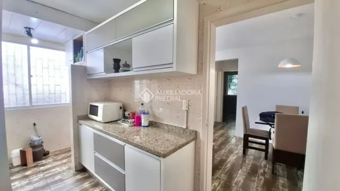 Oportunidade com 2 dormitórios no Estreito!