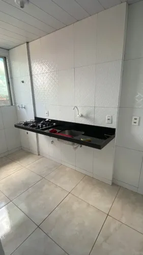 Aluguel de Aptº na Sta. Amélia reformado com 2/4