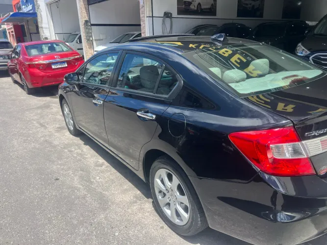 Honda Civic Sedan EXS 1.8/1.8 Flex 16V Aut. 4P 2013