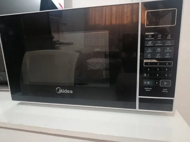 Microondas Midea 