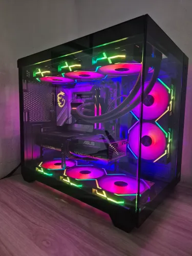 PC Gamer High End RX 9060 XT 16GB