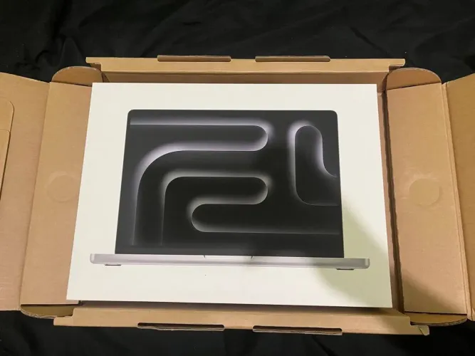 Novo MacBook Pro 14.2" - 2024, M4 Max, 1TB SSD, 14CPU, 32 GB