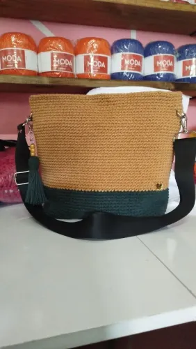 Bolsa de crochê linda 