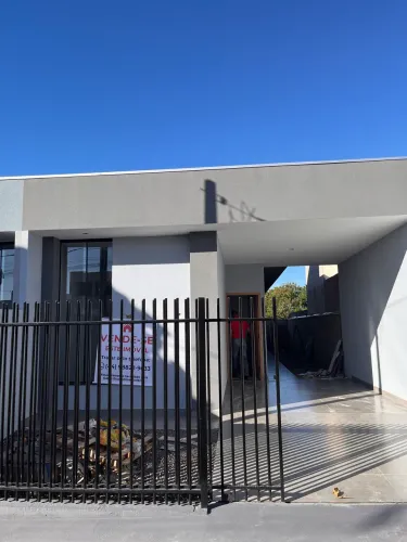 Vende-se duas casas, localizada em dr Camargo, Pr
