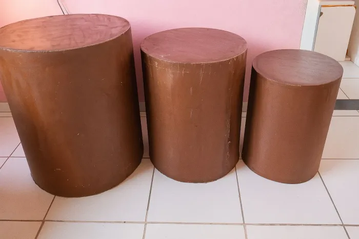 Vendo trio de cilindro para festa . Não é  tamanho mercado livre. 