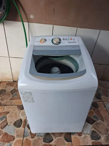 Vendo máquina de lavar Consul facilite 11 kg funcionando perfeitamente 