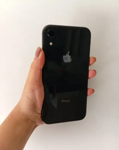 Celular Ifone XR 64GB 