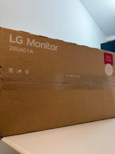 Monitor LG LED 20" HD+, 75Hz, 2ms, HDMI/VGA, Modo Leitura, Flicker Safe, 20U401A