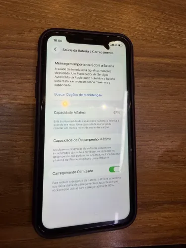 IPHONE 11 128 GB COM A TELA VAZADA NO CANTO INFERIOR!!!