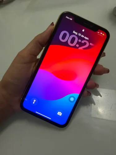 iPhone 11 64GB